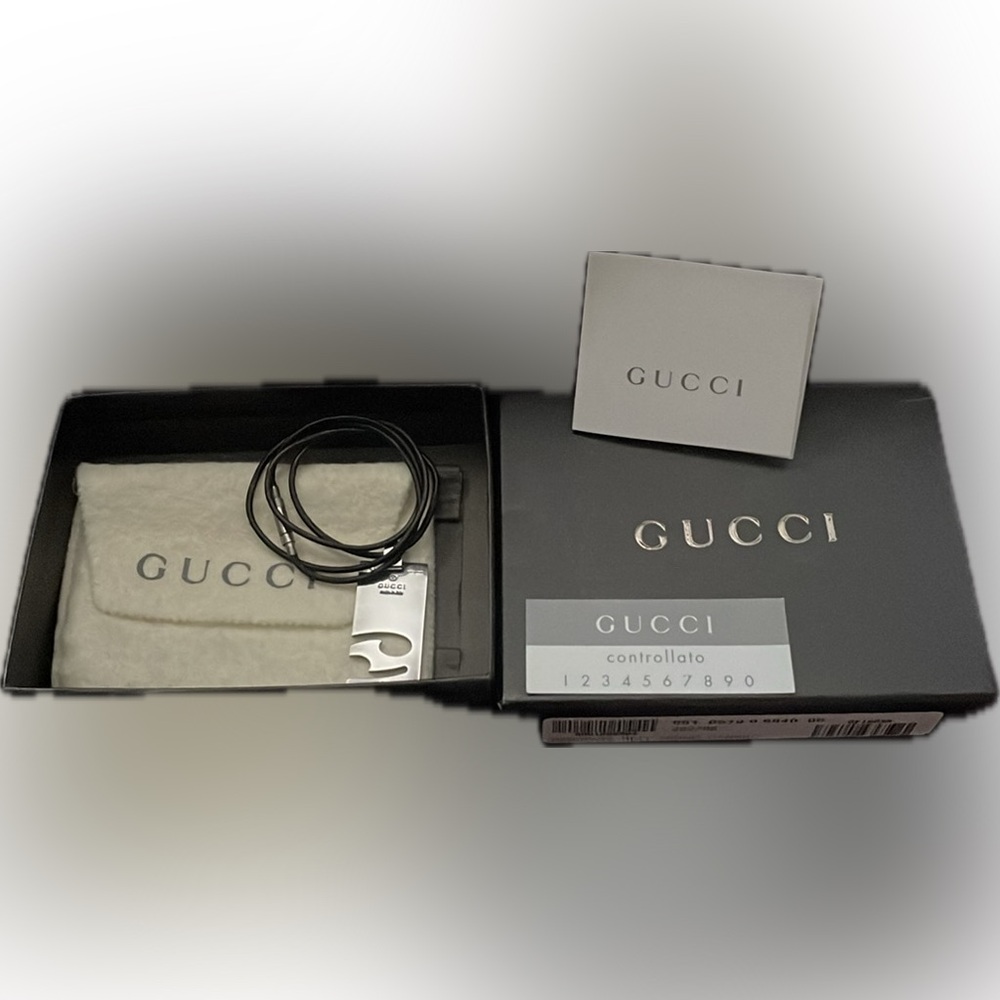 Gucci Zodiac Cancer Necklace w/ Black Cord 🖤